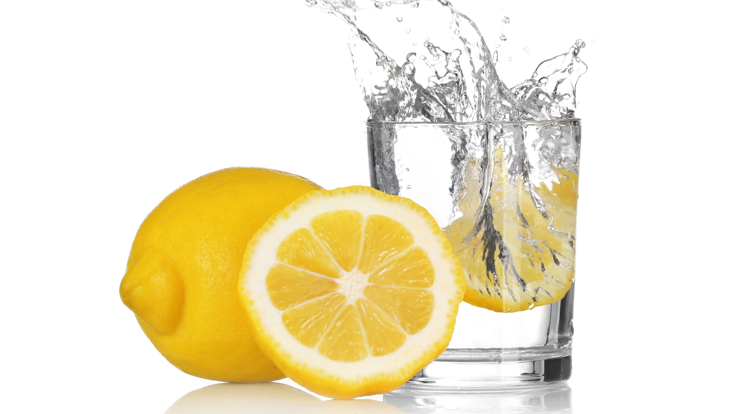 Feel Great Friday: The Power of Lemon Water
